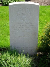 Klagenfurt War Cemetery - Manktelow, Roy Jesse